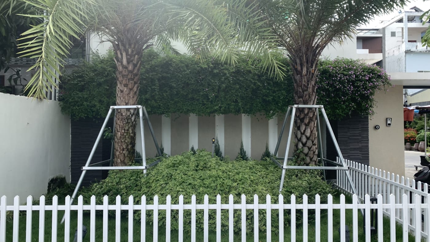 Thì công, chăm sóc sân vườn Châu Ổ huyện Bình Sơn 